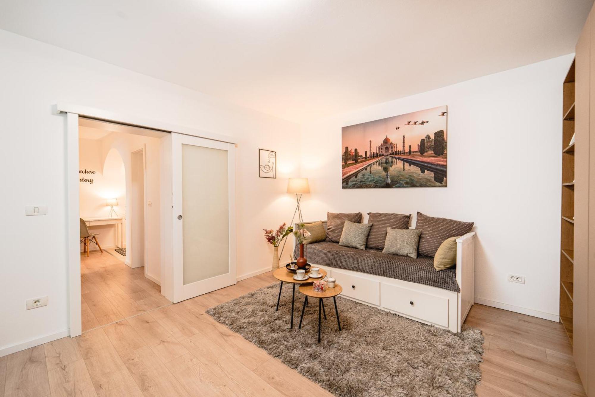 Central Athena Studio - Inima Pietei Unirii - By Openhouse Apartments Timisoara Ngoại thất bức ảnh