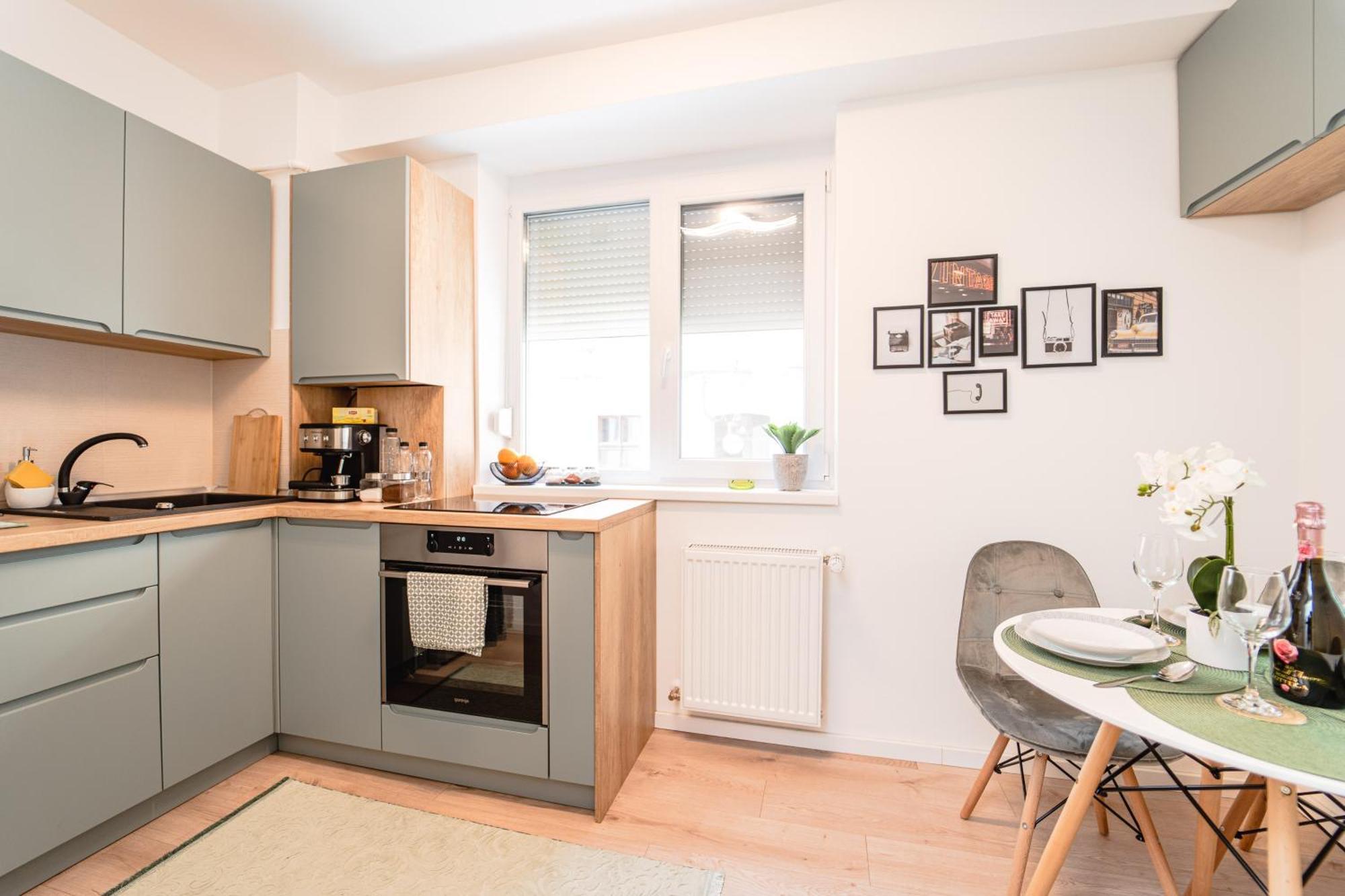 Central Athena Studio - Inima Pietei Unirii - By Openhouse Apartments Timisoara Ngoại thất bức ảnh